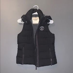 abercrombie and fitch hooded vest